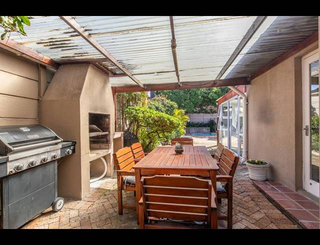 5 BEDROOM PROPERTY TO RENT IN MEADOWRIDGE